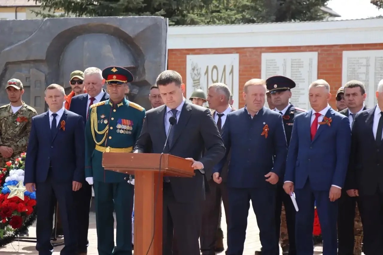 ВРИО руководителя МТУ Росимущества поздравил жителей Дрожжановского района Республики Татарстан с Днем Победы в Великой Отечественной войне 1941–1945 годов.